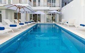Luxury Minimalist Villa White Angel In Seminyak