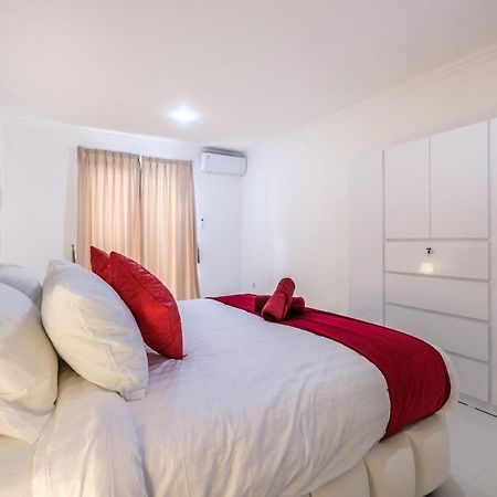Luxury Minimalist Villa White Angel In Seminyak Exterior foto