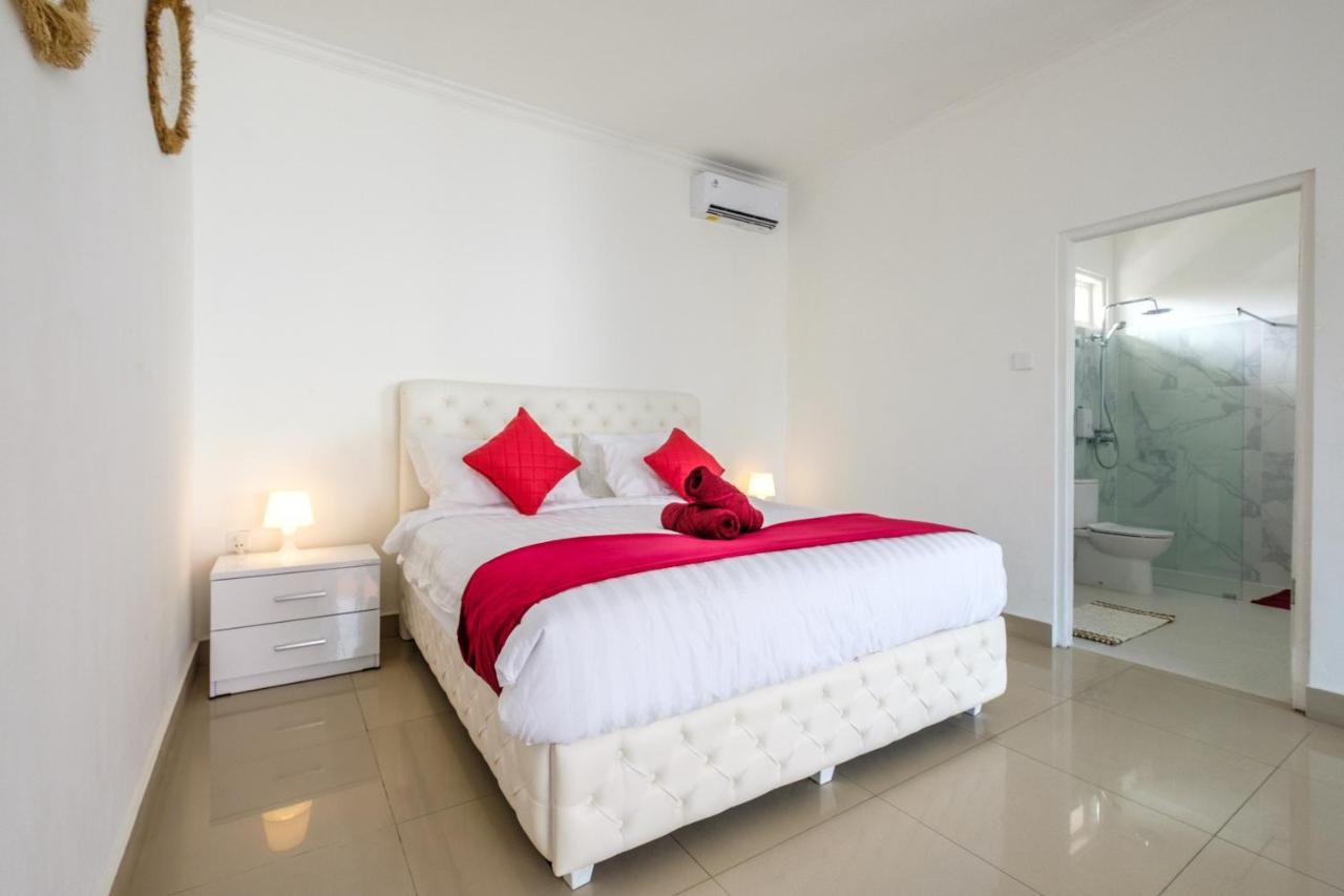 Luxury Minimalist Villa White Angel In Seminyak Exterior foto