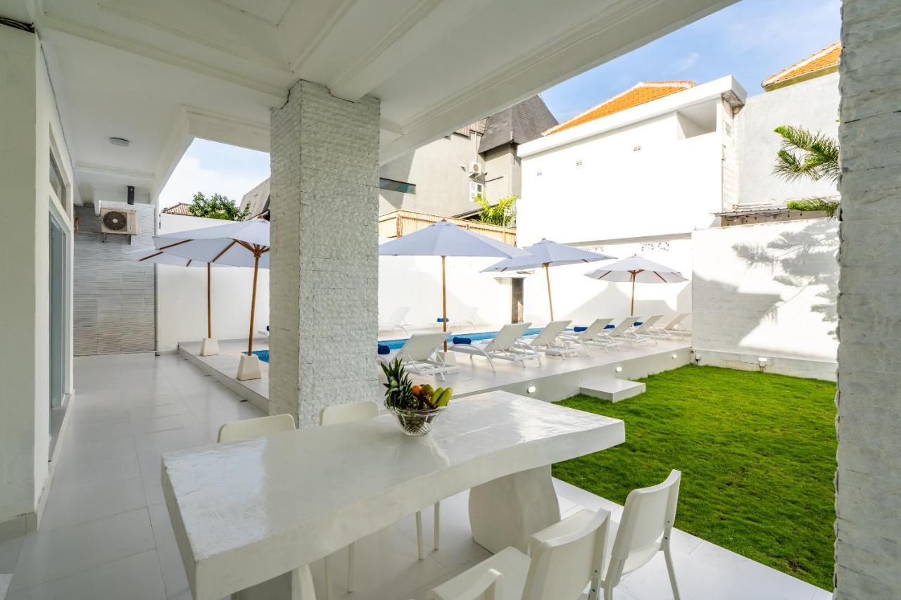 Luxury Minimalist Villa White Angel In Seminyak Exterior foto