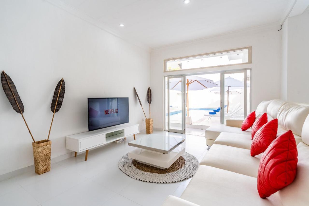 Luxury Minimalist Villa White Angel In Seminyak Exterior foto